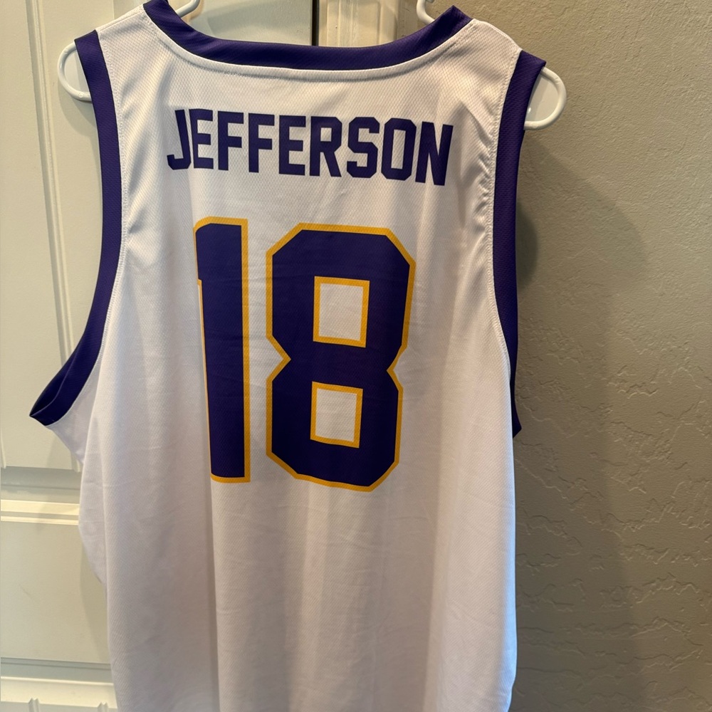 MN Vikings - Justin Jefferson #18 Custom White/Purple Jersey – Size 2XL